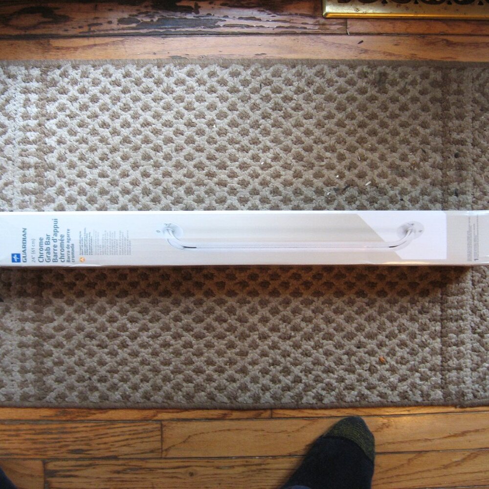 Medline Guardian 24” (61 Cm) Knurled Chrome Grab Bar 1Ct New In Box